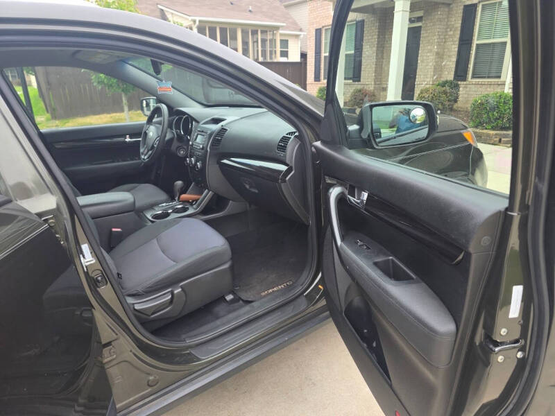 2012 Kia Sorento LX