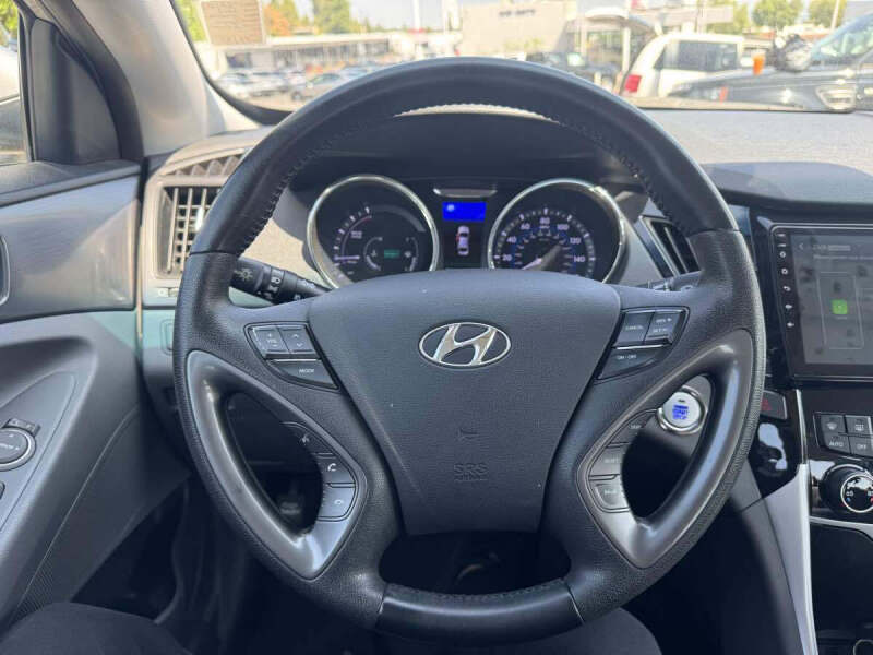 2012 Hyundai Sonata Hybrid