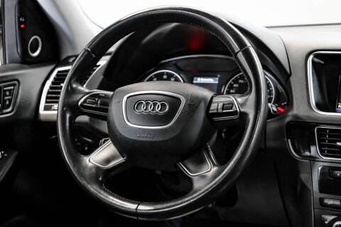 2017 Audi Q5 2.0T quattro Premium Plus