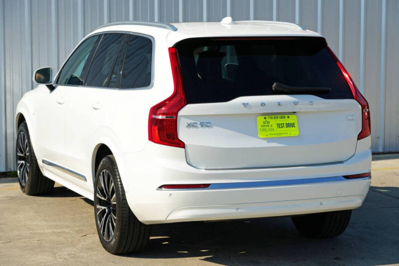 2024 Volvo XC90 Recharge T8 Core Bright Theme