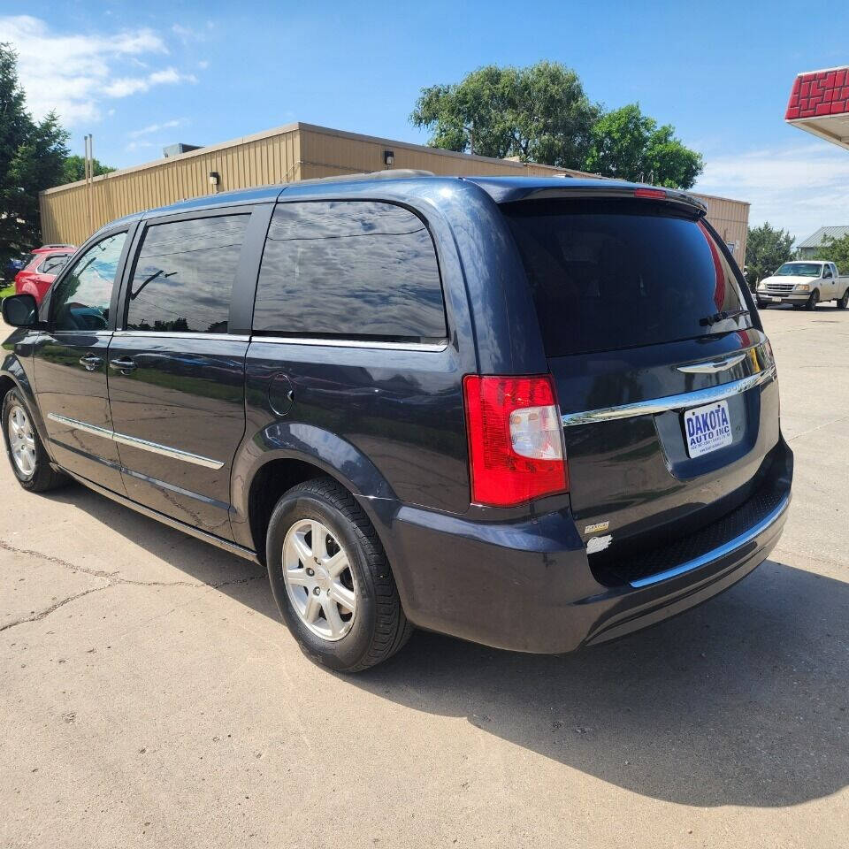 2013 Chrysler Town and Country for sale at Dakota Auto Inc in Dakota City, NE