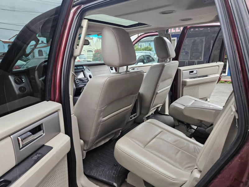 2012 Ford Expedition Limited