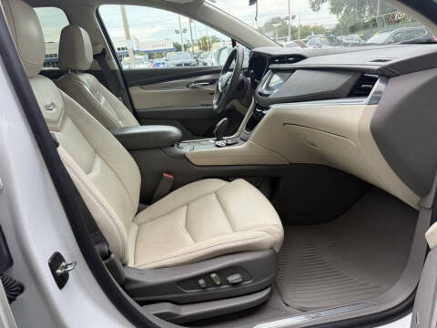 2017 Cadillac XT5 Premium Luxury