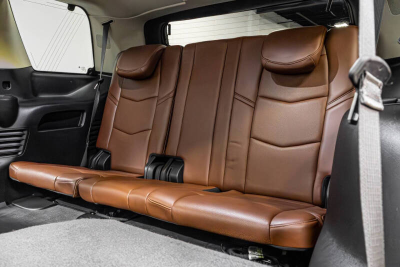 2020 Cadillac Escalade Luxury