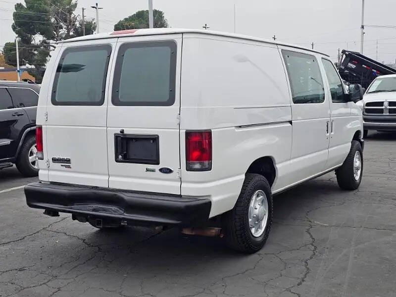 2012 Ford E-Series