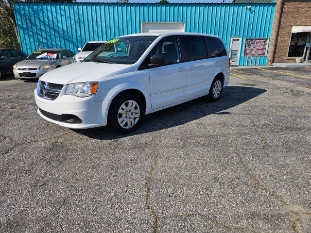 2016 Dodge Grand Caravan for sale at Knight Motor Company in Valdosta, GA