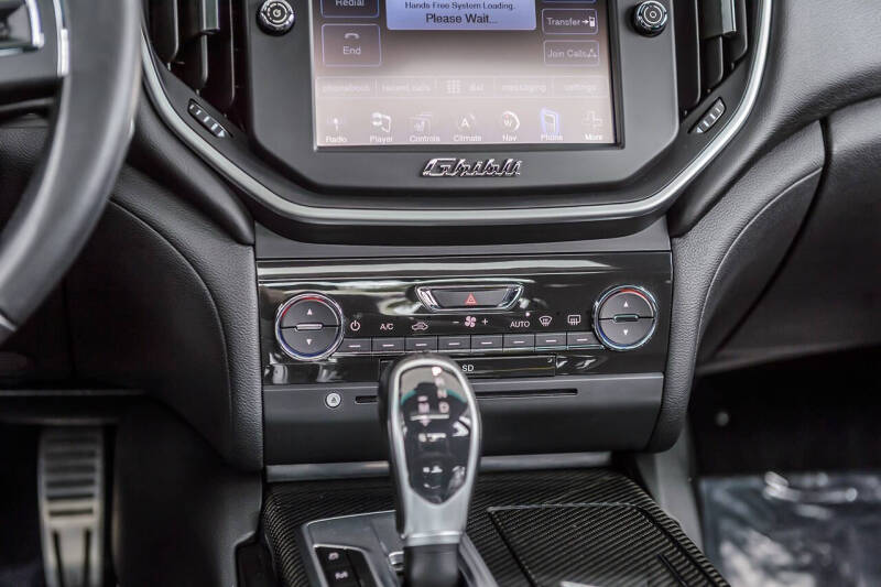 2015 Maserati Ghibli
