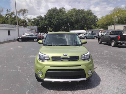 2017 Kia Soul +