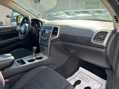 2011 Jeep Grand Cherokee Laredo