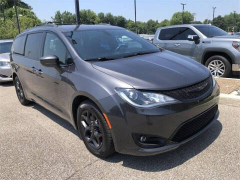 2018 Chrysler Pacifica for sale at Audubon Chrysler Center in Henderson KY