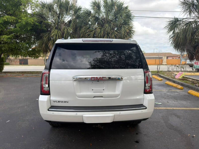 2016 GMC Yukon Denali