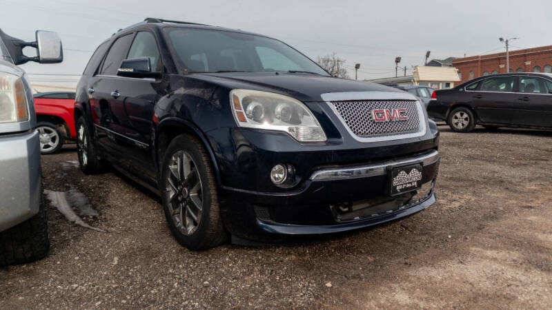 2012 GMC Acadia Denali's photo