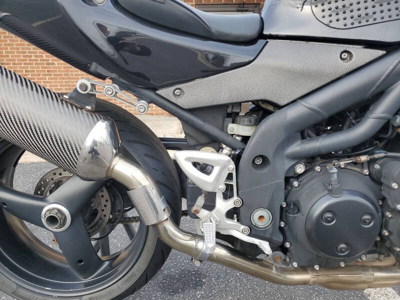 2004 Triumph Speed Triple