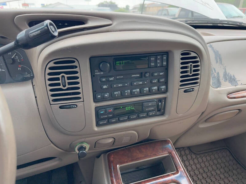 2001 Lincoln Navigator