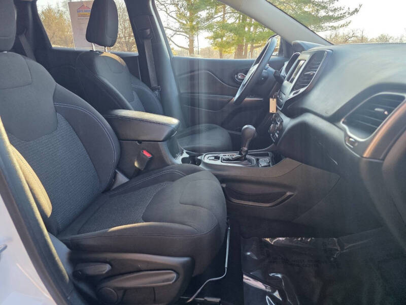 2019 Jeep Cherokee Latitude