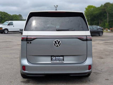 2025 Volkswagen ID. Buzz Pro S Plus