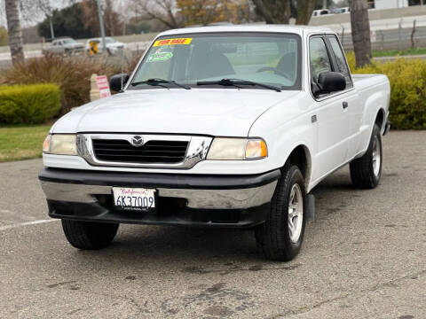 2000 Mazda B-Series B3000 SE