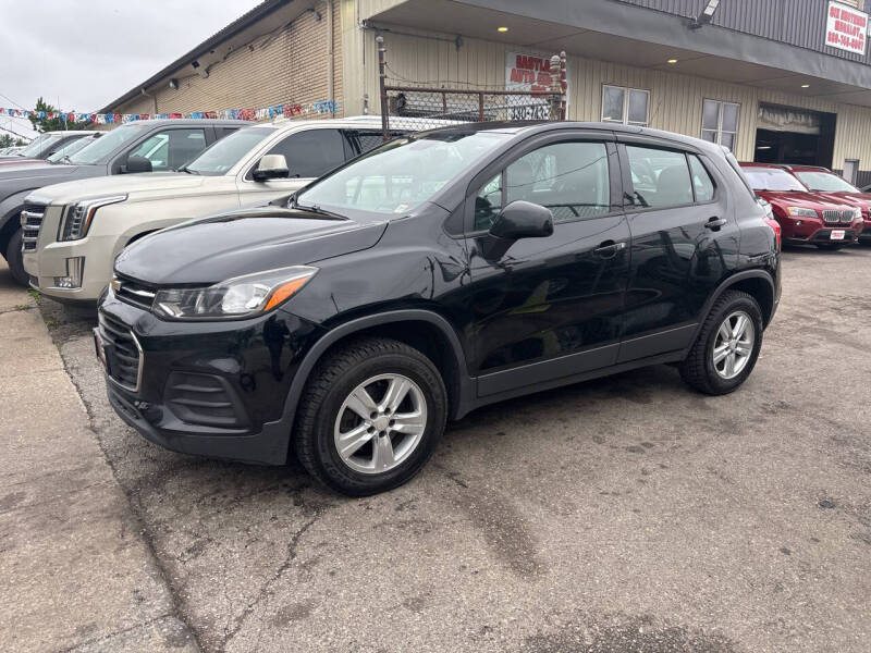 2017 Chevrolet Trax LS's photo