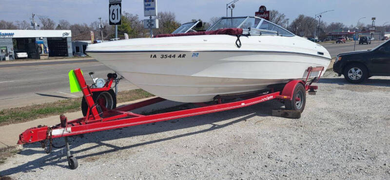 1993 Rinker V209