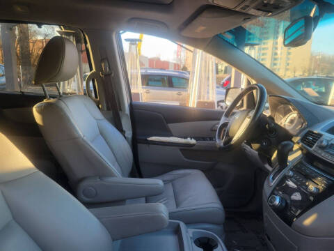 2011 Honda Odyssey EX-L w/DVD