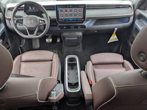 2025 Volkswagen ID. Buzz Pro S Plus