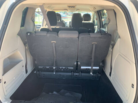 2017 Dodge Grand Caravan SE