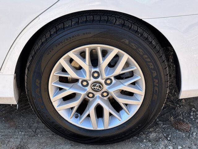 2016 Toyota Camry LE