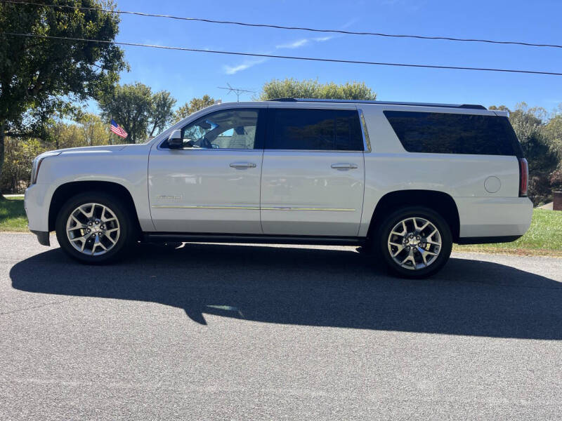 2017 GMC Yukon XL Denali