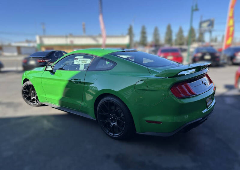 2019 Ford Mustang EcoBoost Premium