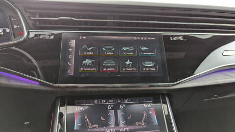 2022 Audi Q8 quattro Premium Plus 55 TFSI