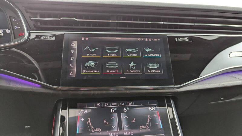 2022 Audi Q8 quattro Premium Plus 55 TFSI