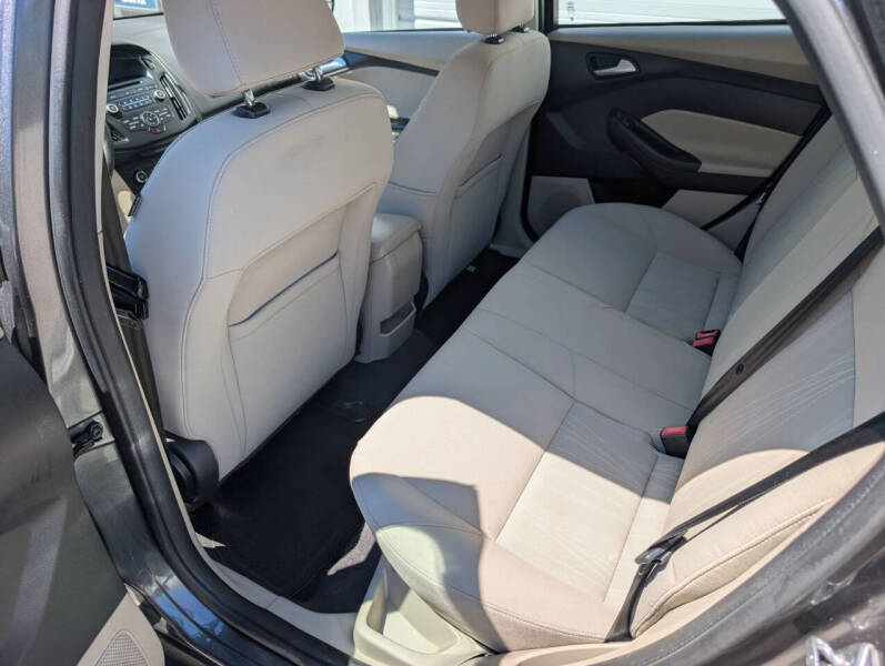2015 Ford Focus SE