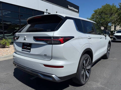 2026 Mitsubishi Outlander SE
