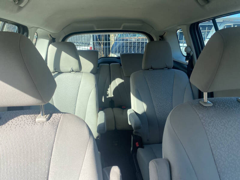 2012 Mazda MAZDA5 Sport