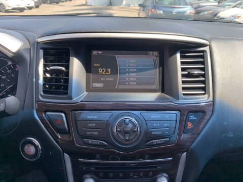 2014 Nissan Pathfinder SL