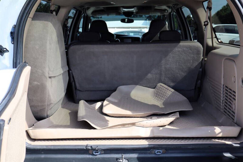 2004 Ford Excursion Eddie Bauer
