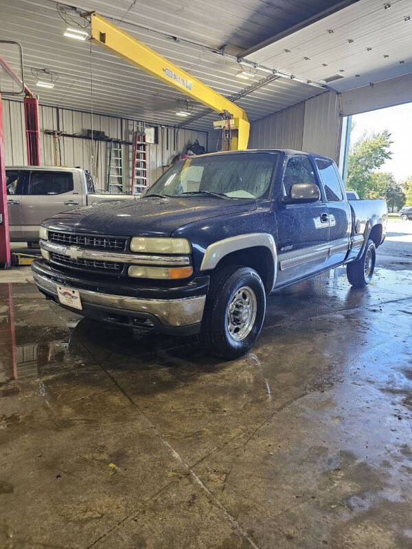 2002 Chevrolet Silverado 2500 for sale at WESTSIDE GARAGE LLC in Keokuk IA