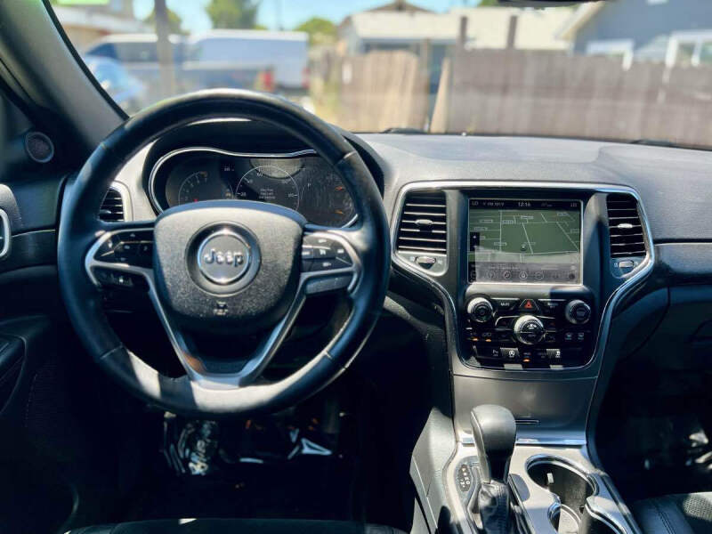 2018 Jeep Grand Cherokee Altitude