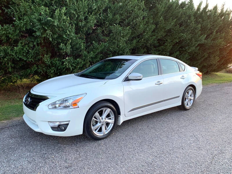 2014 Nissan Altima for sale at 268 Auto Sales in Dobson NC