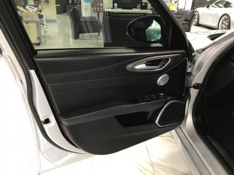 2017 Alfa Romeo Giulia Ti
