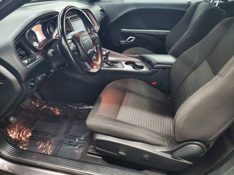 2023 Dodge Challenger SXT