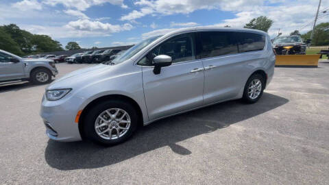 2023 Chrysler Pacifica Touring L