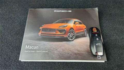 2025 Porsche Macan