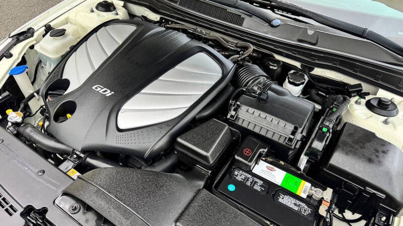 2014 Kia Cadenza Premium