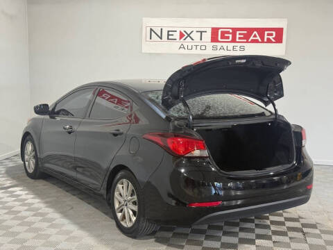 2015 Hyundai Elantra SE