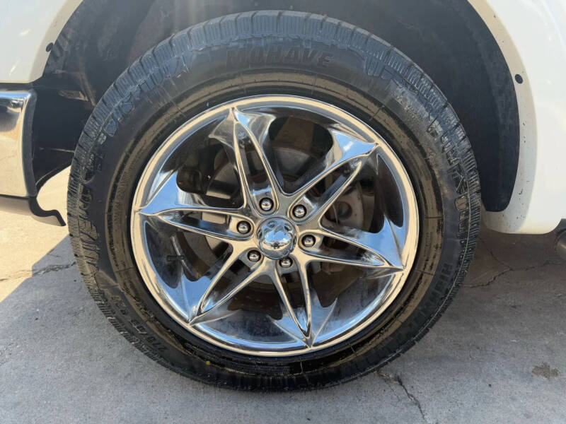 2005 Ford F-150 Lariat