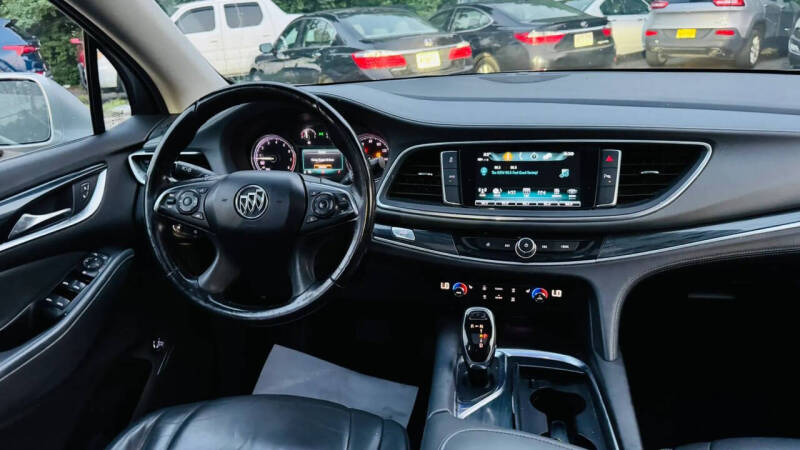 2018 Buick Enclave Essence