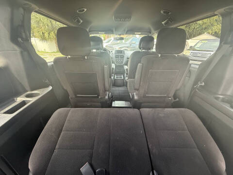 2017 Dodge Grand Caravan SE Plus