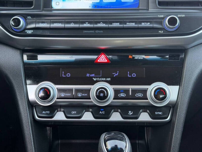 2020 Hyundai Elantra