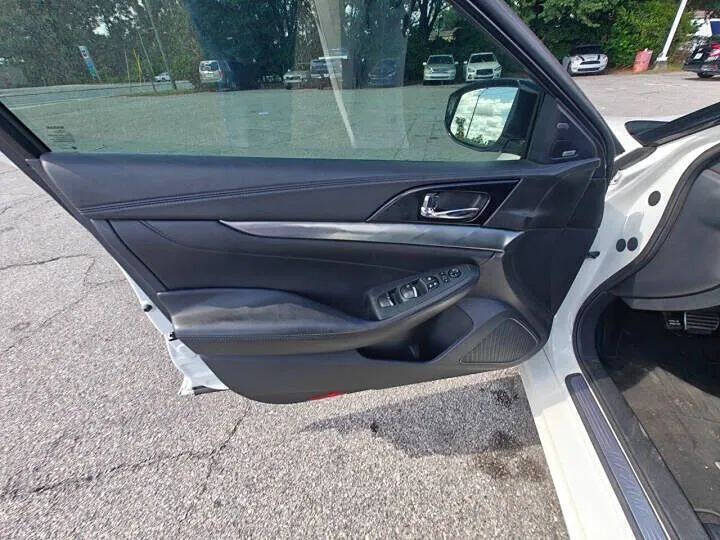 2018 Nissan Maxima 3.5 SR